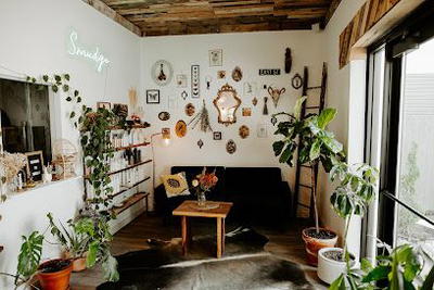 Smudge Salon