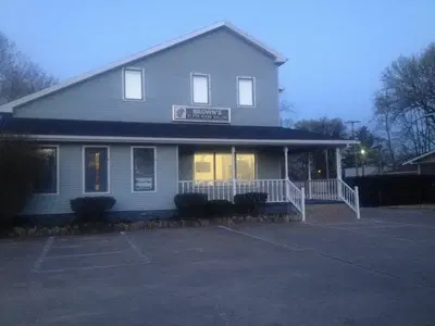 Brown's Elite Hair Salon