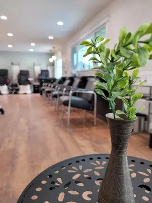 Creative Styles Salon