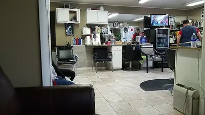 Luz's Salon