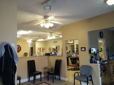 555 Hair Studio