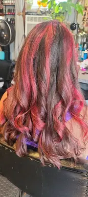 Angelica's Unisex Beauty Shop