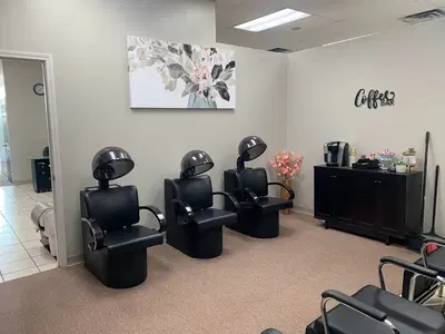 Dogwood Salon
