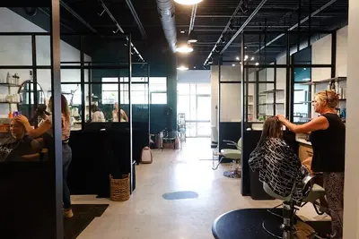 Tangled Up Salon- Fishers
