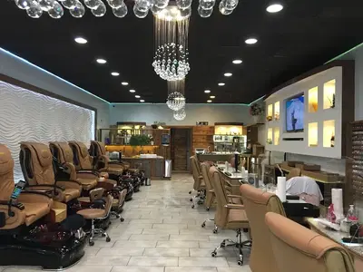 M & I Nails Spa