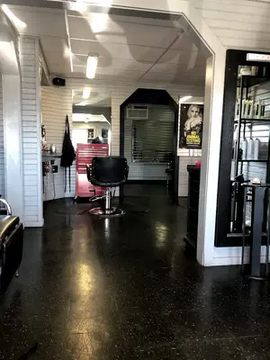 Hot Heads Hair Salon