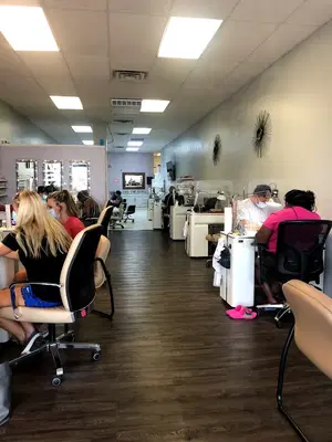 T Nails