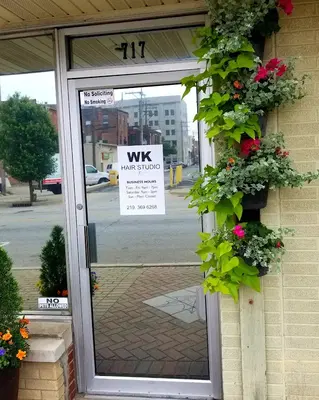 WK HAIR STUDIO LLC