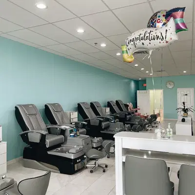 You Nail & Spa
