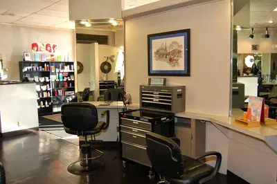 Salon Expose'