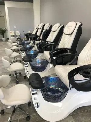 Gloss Spa