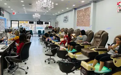 T-Nails Waxing and Lashes