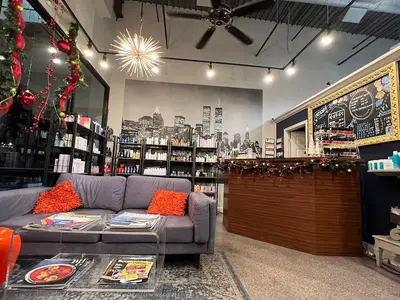 Insignia Salon