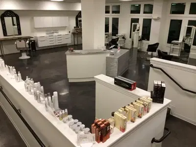 Style House Hair & Beauty Salon