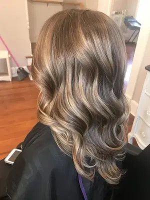 Salon HG