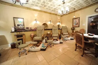La Riviera Salon & Spa