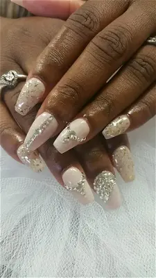 Majestic Nails