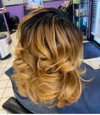Uneekly Shek Hair Studio