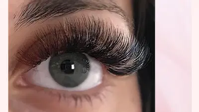 Design Her Eyes