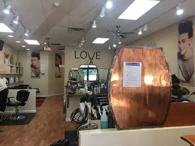 Maurizio Salon & Day Spa