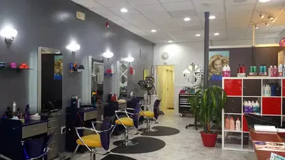 Vivi Hair Studio