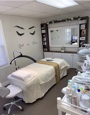 Redefine Beauty Spa