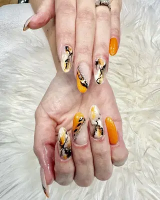 T-K Nails & Spa