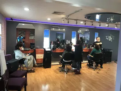 Chez Pierre Salon & Spa