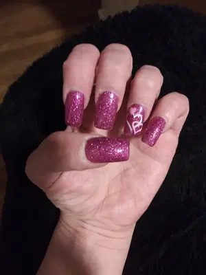 Diva's Hair & Nail Salon
