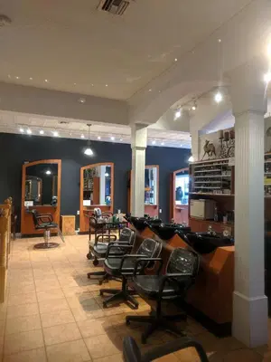 Da Vinci Salon