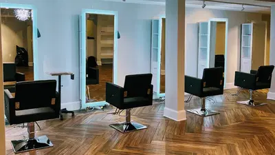 Salon 592