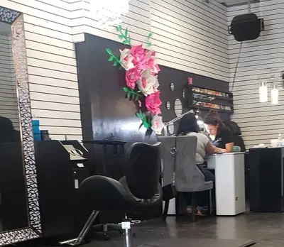 Yomaris Beauty Salon