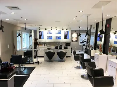 Salon Riza & Day Spa