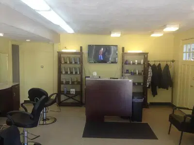 Custom Cuts Hair Salon