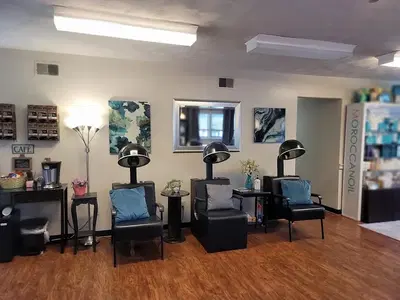 Mr Carl's Hair & Nail Design