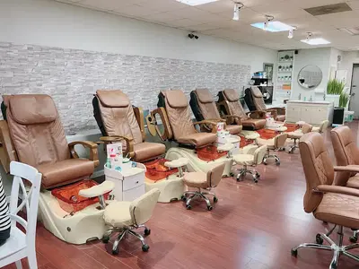 Iris Nail & Spa Salon