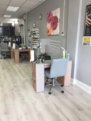 Crystal Nails and Spa