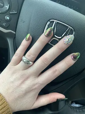 Super Nails
