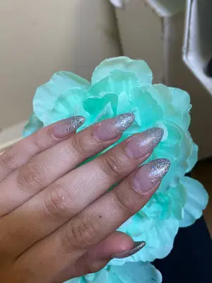 Mani-ficent Salon