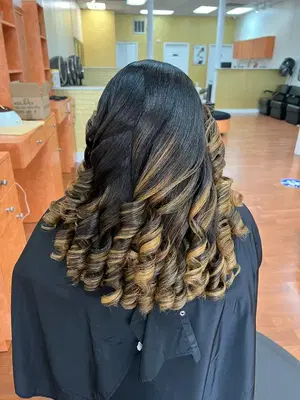 Zoraida Dominican Salon