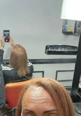 J’Adore Salon