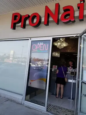 Phenix Salon Suites