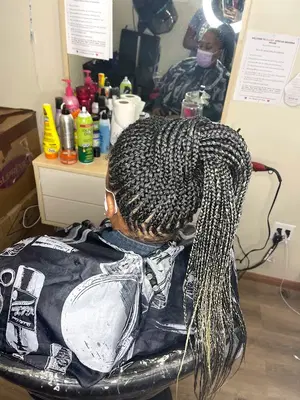 Beauty -Olamy Salon