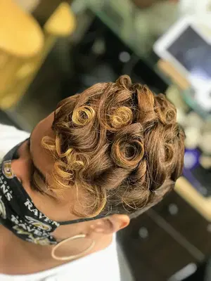 Nikole Salon Studio LLC