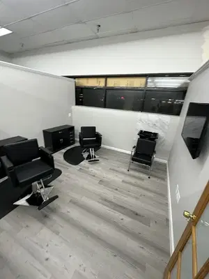 301 Salon Suites, Inc