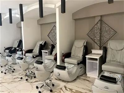 The Golden Lounge Nails & Spa