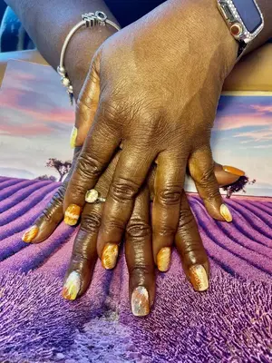 Sapphire Nails & Spa