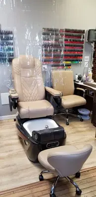 Eclectic Style Salon