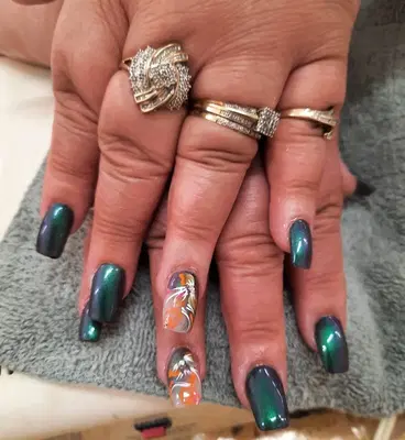 Modern Nail Salon