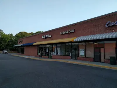 Frederick David Salon